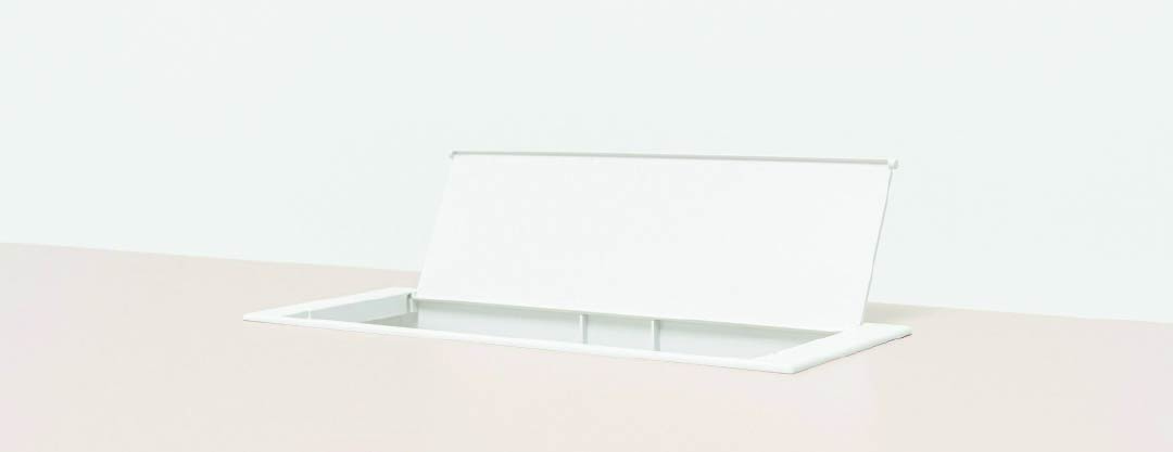 Élément de meuble en aluminium