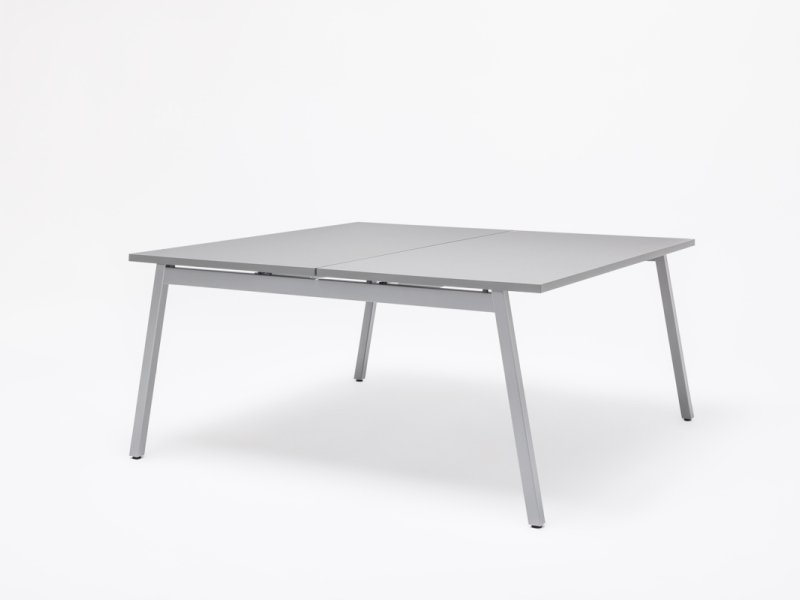 Ogi M bench