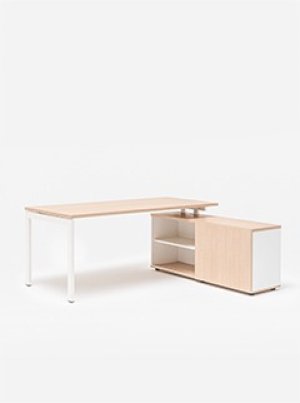 Schreibtische mit Schrank