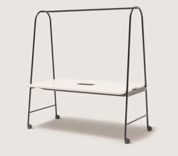 Ampla - mobile table