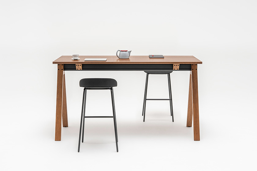 New products: Viga collection, multimedia station and ceiling screens