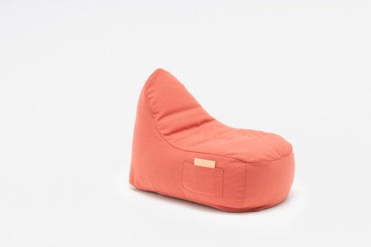 Nuevos productos: puf tipo saco y nuevos acabados