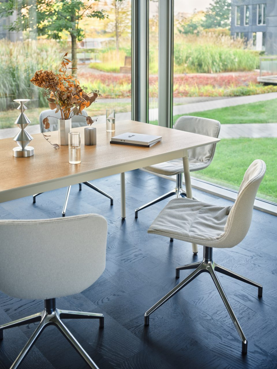 Baltic 2 Soft Duo: Grain GR-61250; Eenheid: Natuurlijk eiken fineer, RAL1013