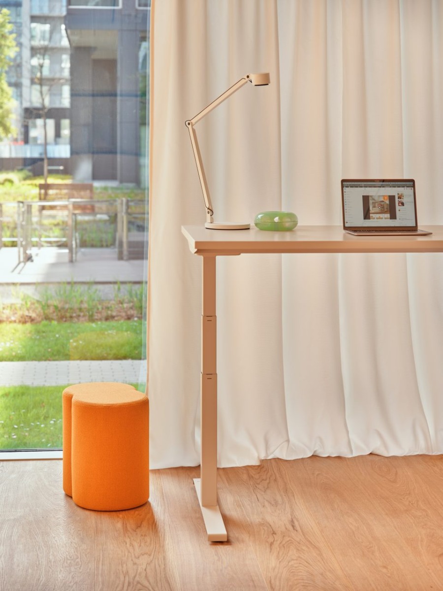 Mix: Graan GR-62016; Ogi Drive: beige mat, RAL0608005