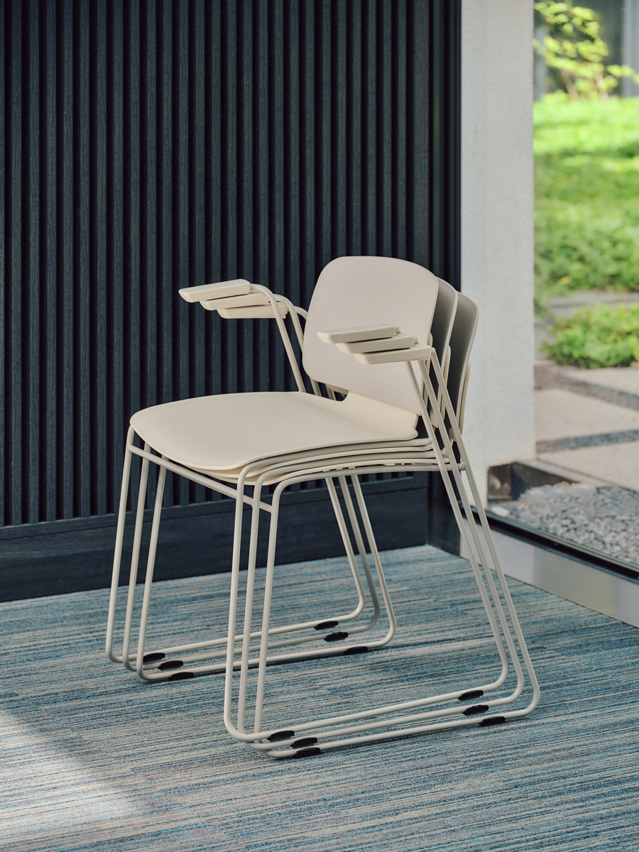 stoel Lena: RAL1013, RAL7044