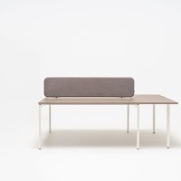 Twin Ogi: Medley M-65011, RAL9010; Ogi U Bench: dąb szary, RAL9010