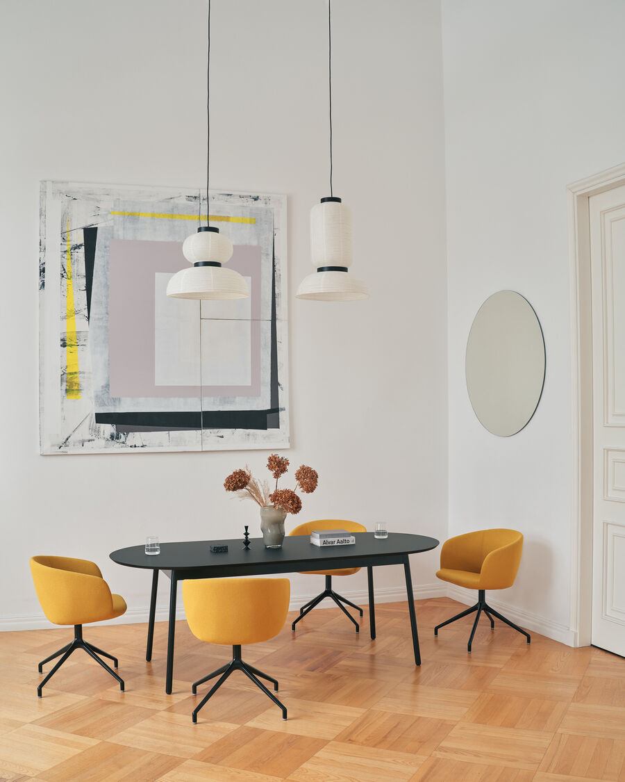 Grace: Grain GR-62122, RAL9005; Unit: FENIX Schwarz Matt, RAL9005