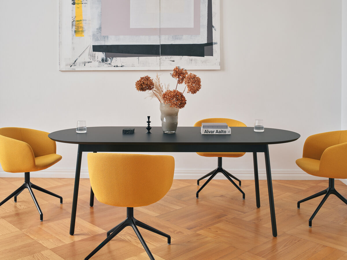 Grace: Grain GR-62122, RAL9005; Unit: FENIX Schwarz Matt, RAL9005