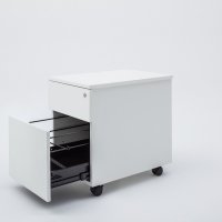 pedestal Standard: white pastel