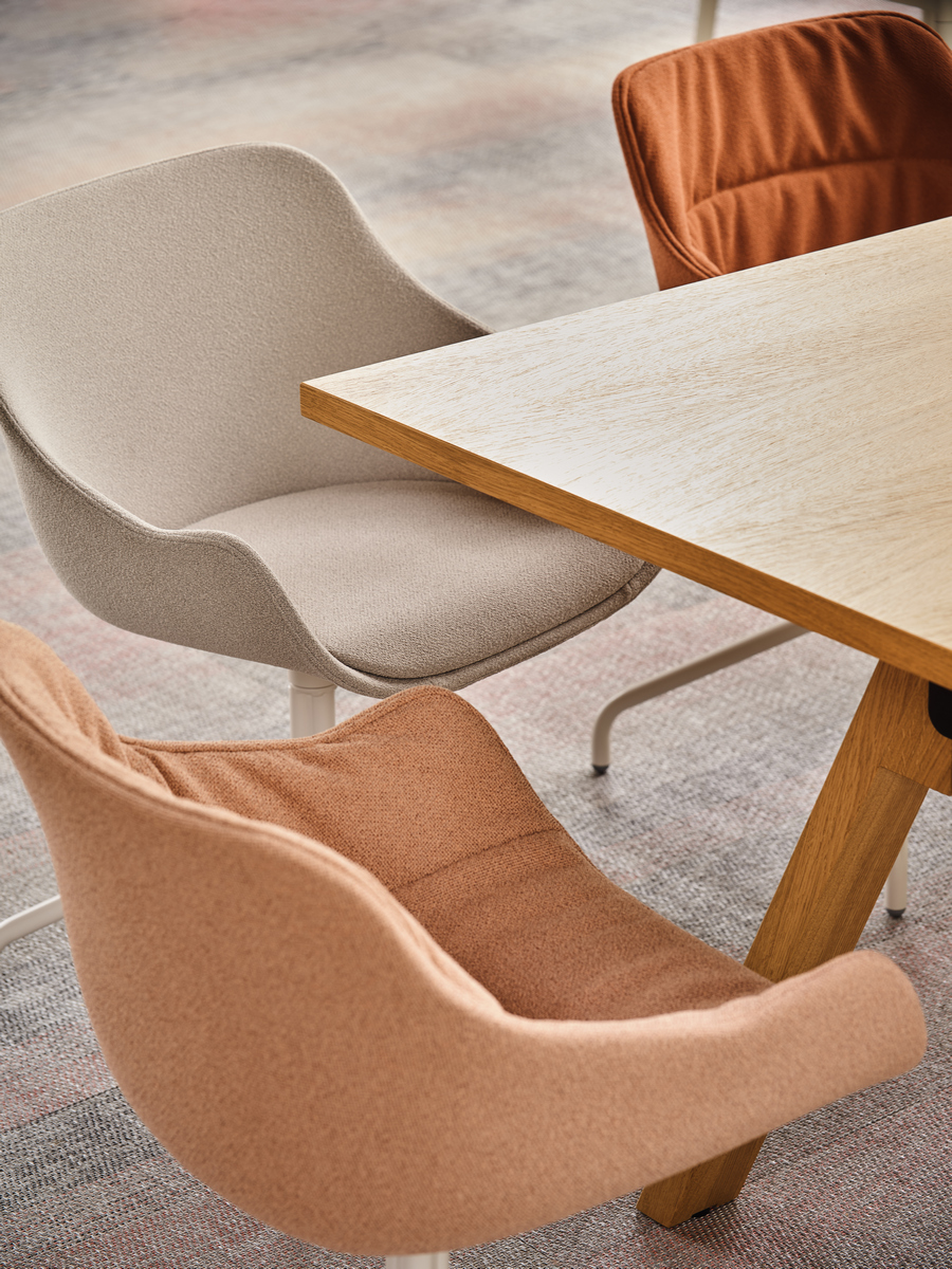 conference chair Baltic Classic: Grain GR-64249, GR-64250, RAL0608025