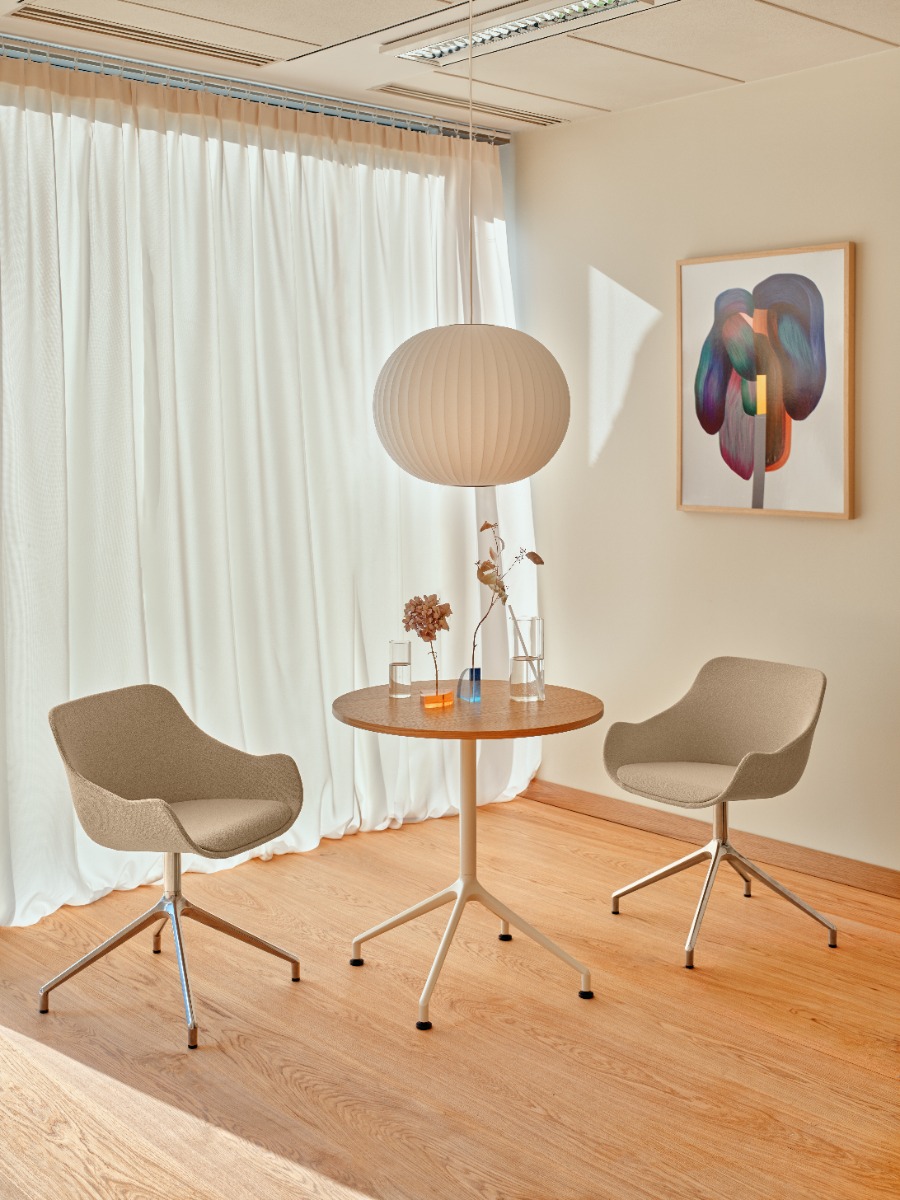 Baltic Classic: Grain GR-61250; Gobo: honey oak, RAL1013
