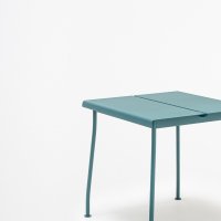 table Flaner: RAL2003020