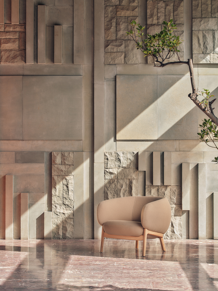 armchair Grand Grace: Nobel NB-61295
