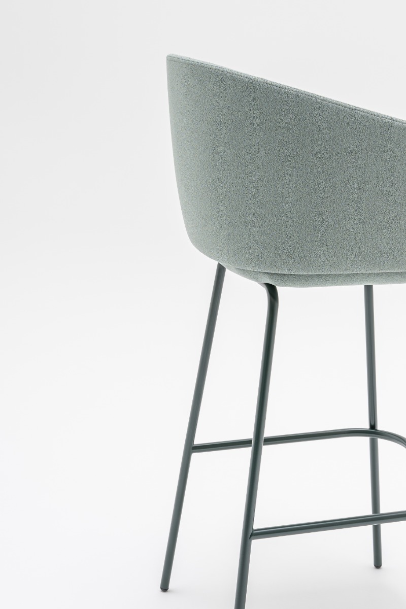 high stool Grace: Mica MC-2496-67015, RAL6012