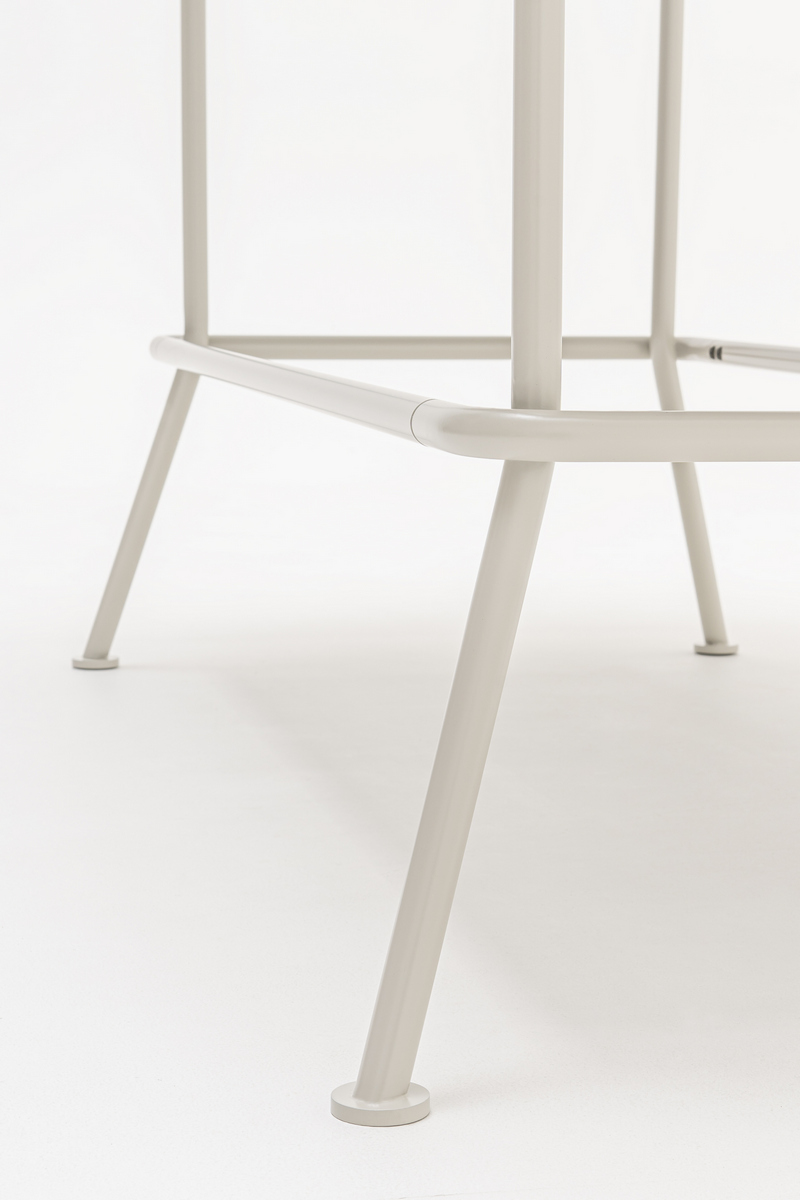 high table New School: RAL7044