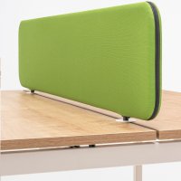 bench Ogi Y Bench: honey oak, RAL9010; acoustic desk screens Sonic Ogi: Silvertex SX-122-2092, RAL9010