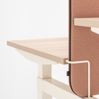 desk height adjustment Ogi Drive Bench: acacia, RAL9010; acoustic desk screens Sonic Drive: Mica MC-2496-64183