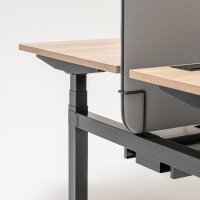 desk height adjustment Ogi Drive Bench: natural oak, RAL9005; Sonic: Synergy LDS-20