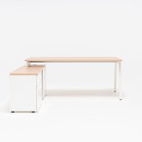 one-station desk Ogi M: canadian oak, RAL9010