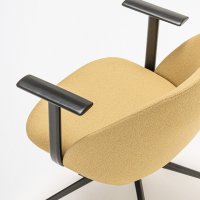 conference chair Paralel: Mica MC-2496-62095, RAL9005