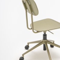 meeting chair New School: RAL6013