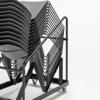 carrello di trasporto Lena: RAL9005; sedia riunioni Lena: RAL9005