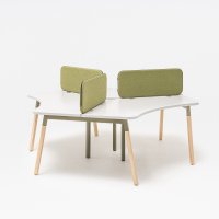 bench desk Ogi W: light grey, RAL6013; accessories for desk panels Sonic Ogi: Grain GR-68243, RAL9006