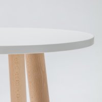 Ultra: white pastel, natural beech