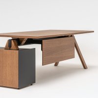 Viga: copper oak veneer, FENIX black matt
