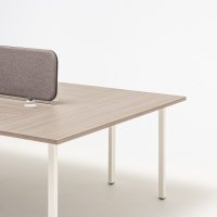 Twin Ogi: Medley M-65011, RAL9010; Ogi U Bench: grey oak, RAL9010