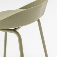 chair Team: RAL6013