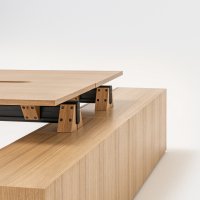 bench desk Viga: natural oak veneer