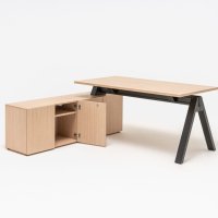 one-station desk Viga: canadian oak, black oak