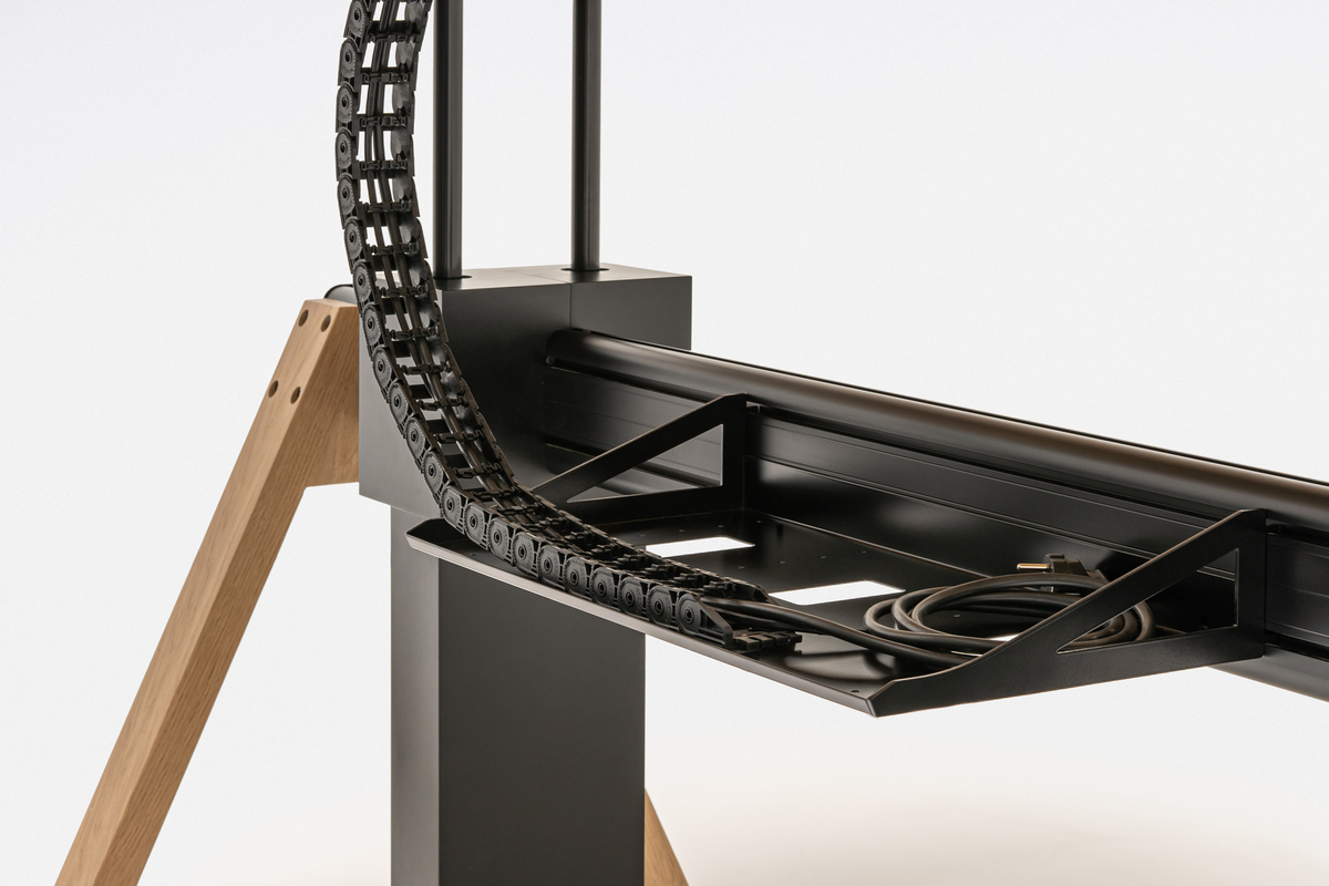 Horizontal cable tray V34