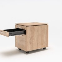 Status: natural oak