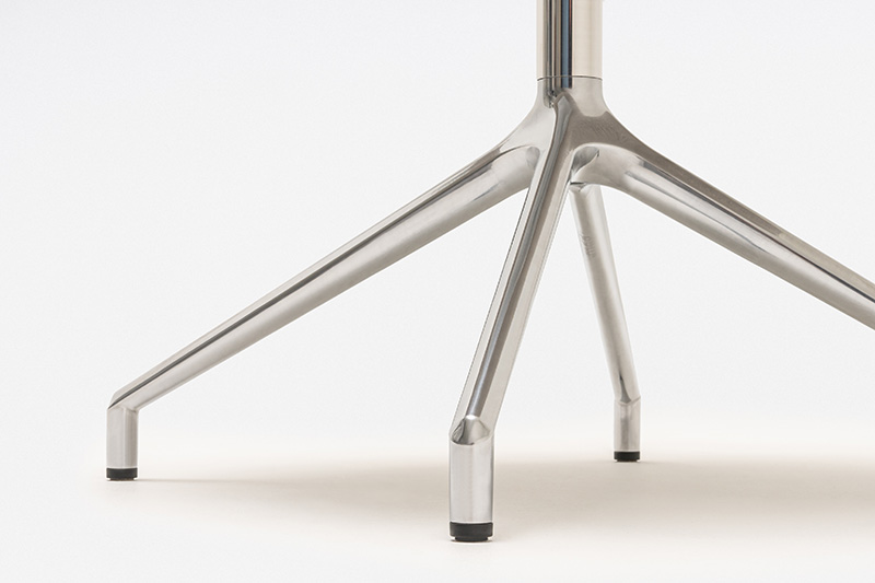polished aluminium