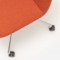 Stoel met gepolijste aluminium onderstel Ulti