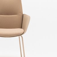 conference chair Senda: Venice VC-0233, RAL1019