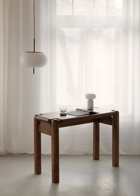 desk Puffo: dark oak