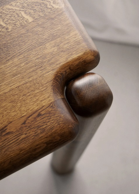 desk Puffo: dark oak