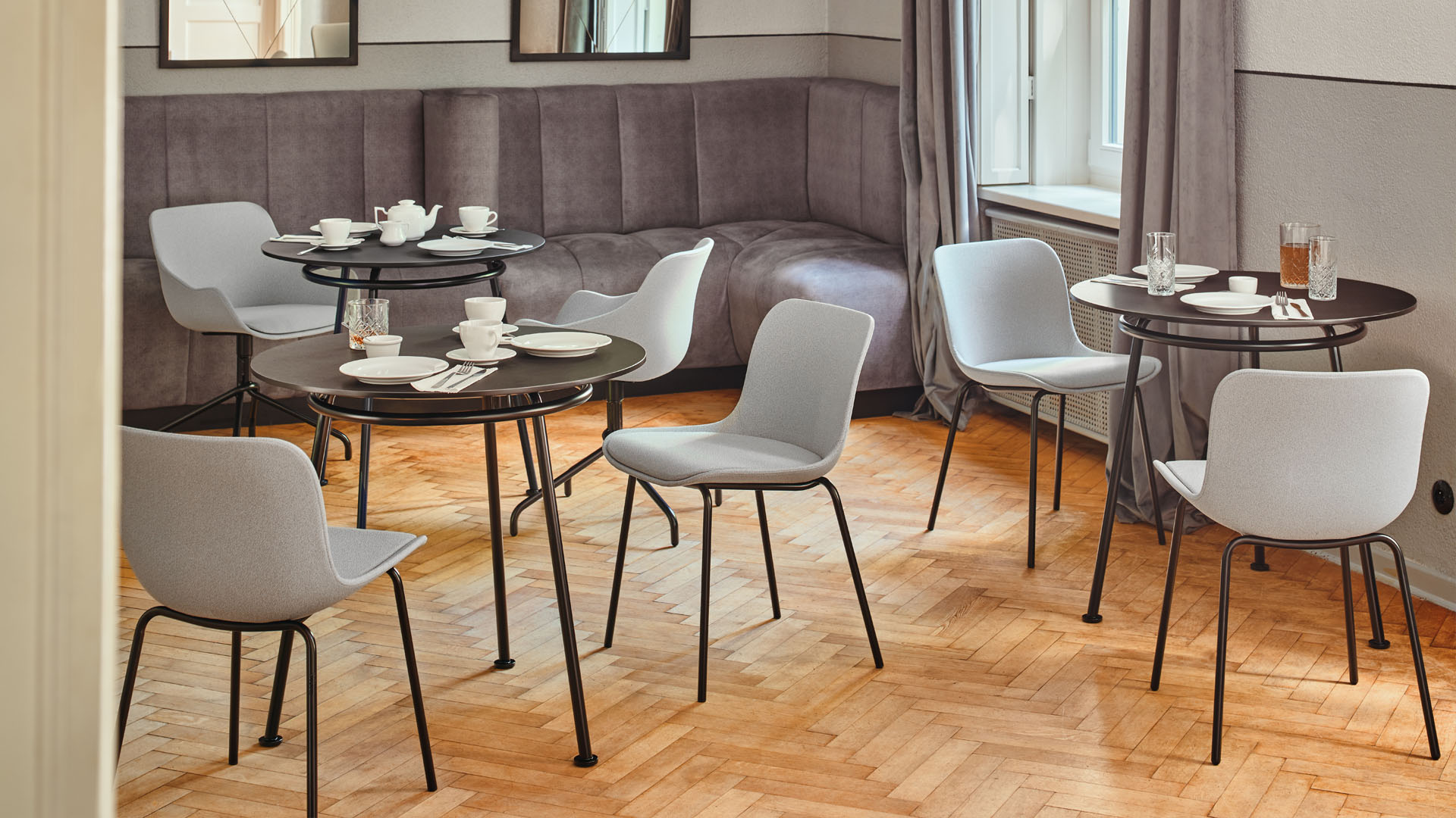 Stoel met 4-potige basis Baltic 2 Classic - lookbook