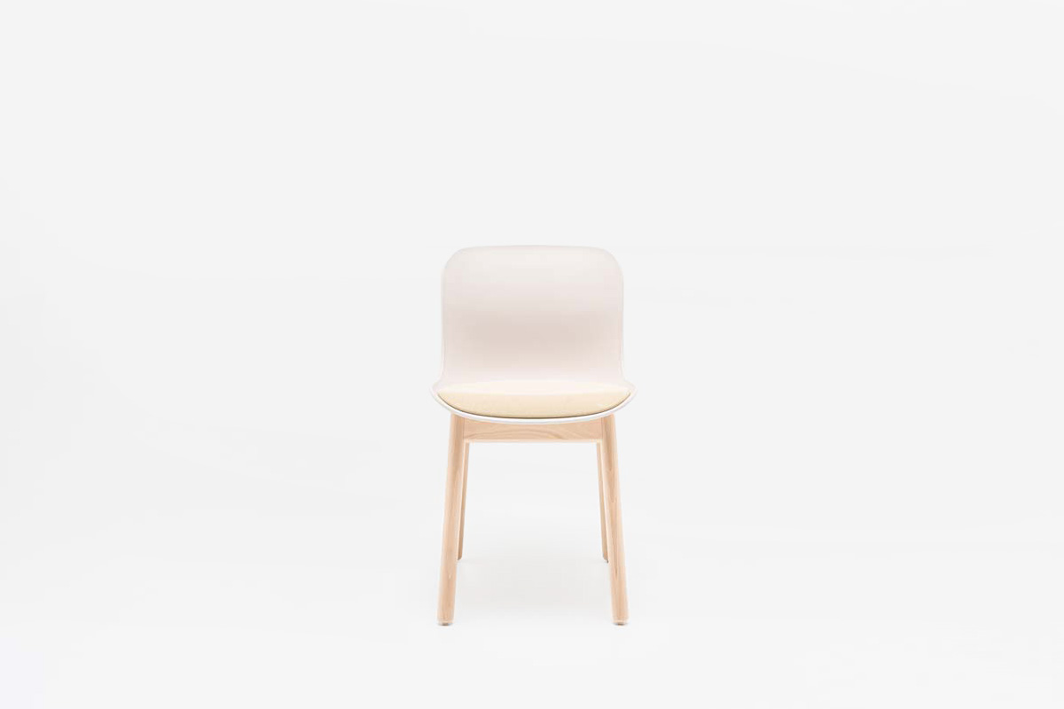 Chair Wooden Base Baltic 2 Remix