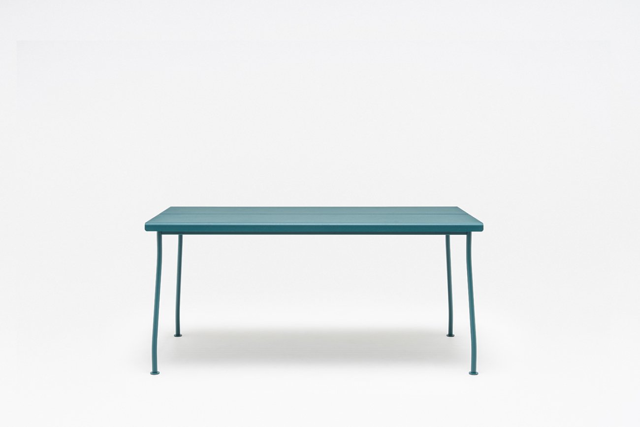 Tisch Flaner