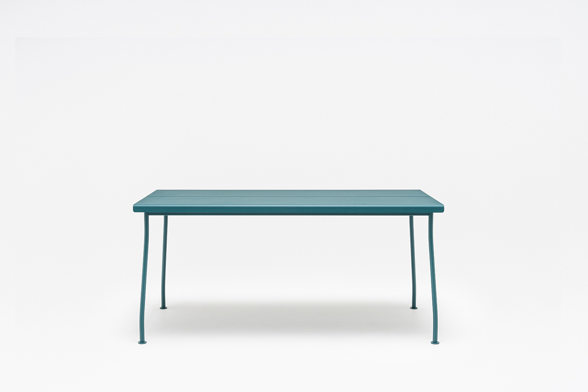 Table Flaner
