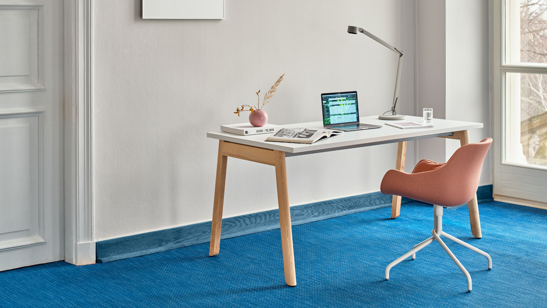 Schreibtisch Ogi B - lookbook