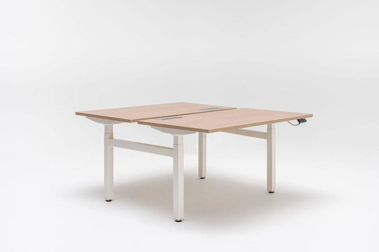Doppelschreibtisch Mit Elektrischer Höhenverstellung, Zweimotoriges Gestell Ogi Drive Bench