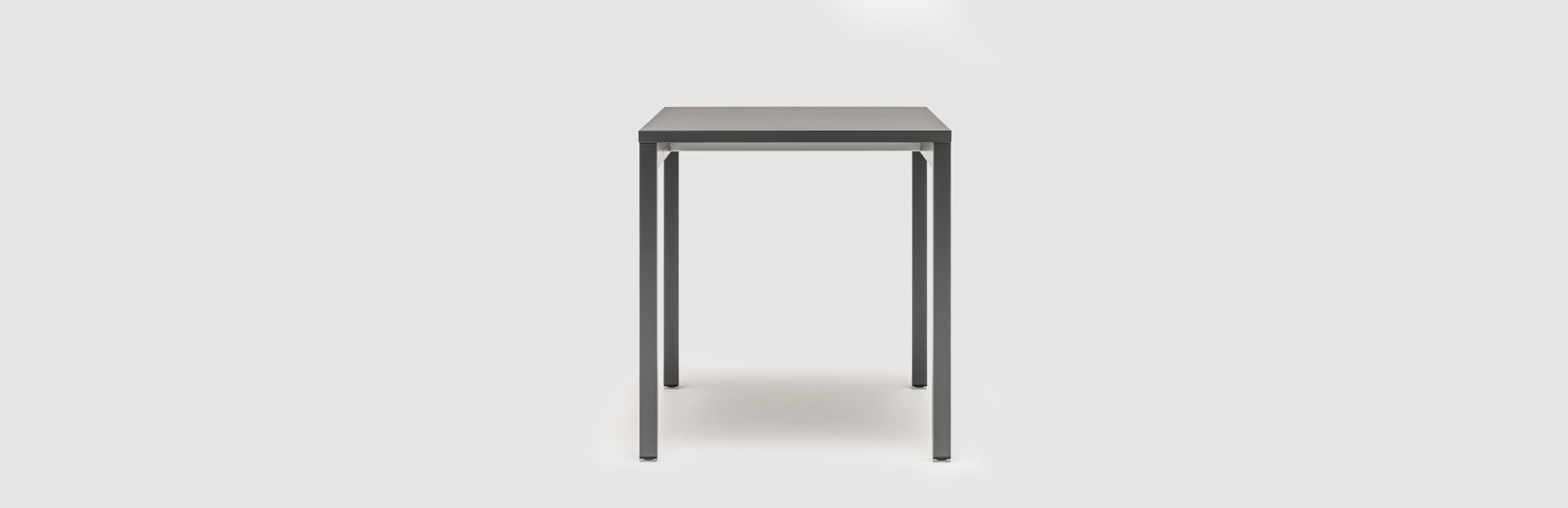 Café tafel Ogi Y - lookbook
