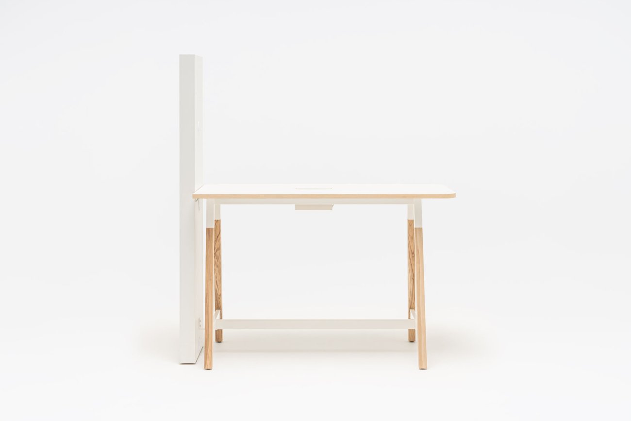 Multimedia-Station Ogi W