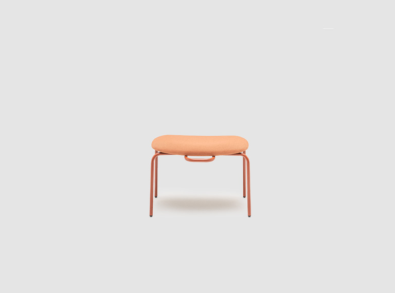 Gestoffeerde voetenbank New School Lounge - lookbook