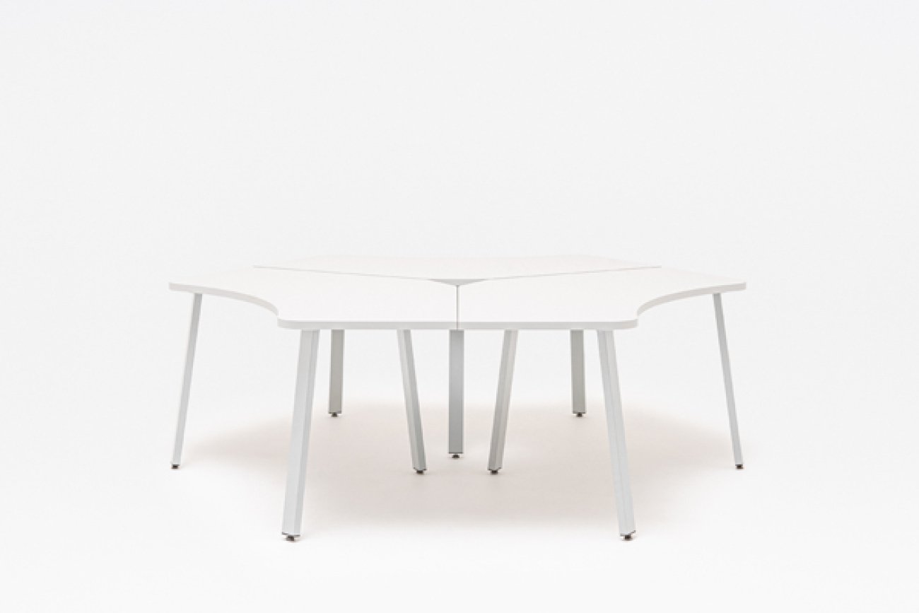 3 Personen Team-Schreibtisch Ogi A Bench